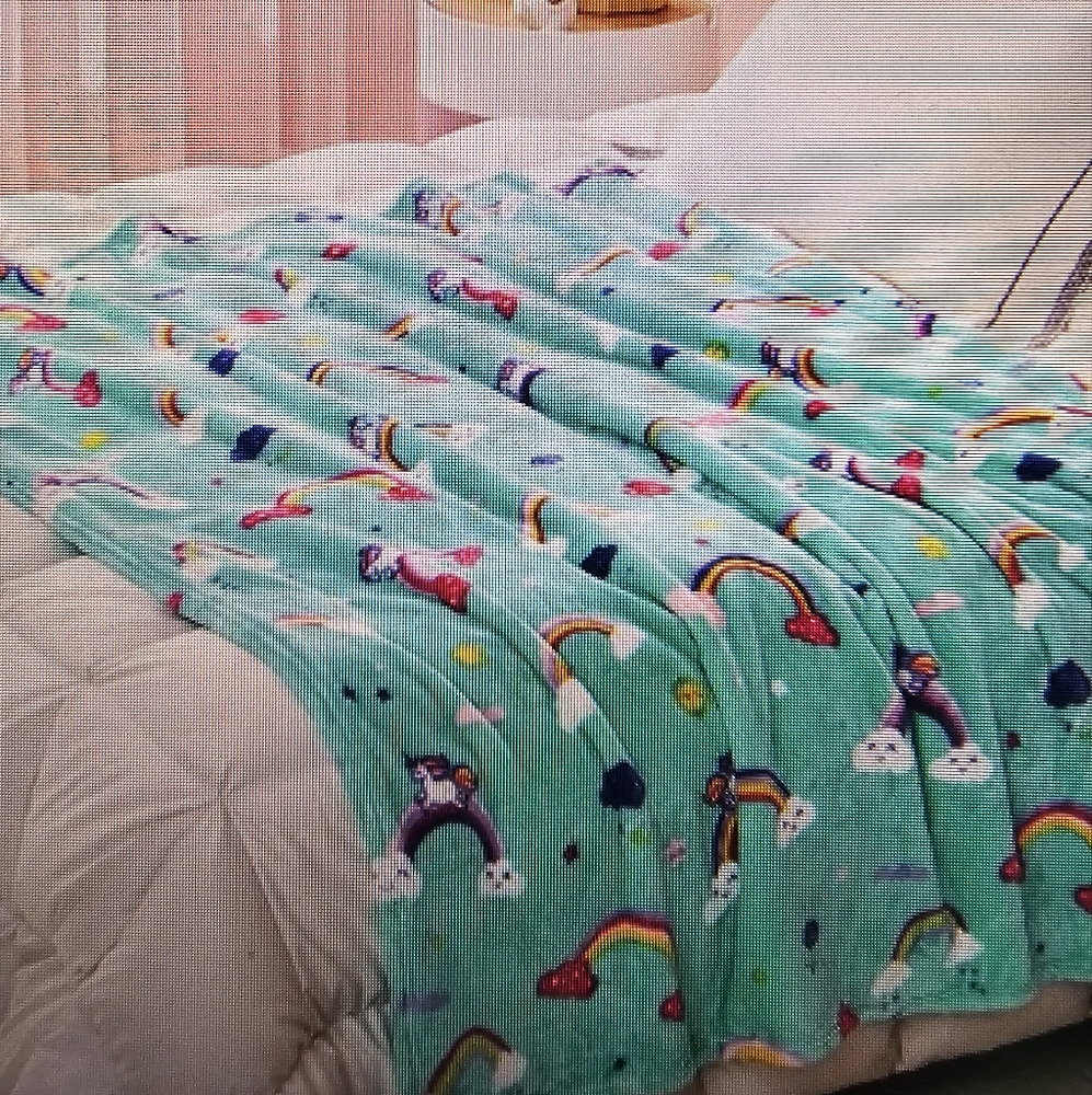 Mermaker Unicorn Rainbow Throw Blanket for Girls & Boys NWOT